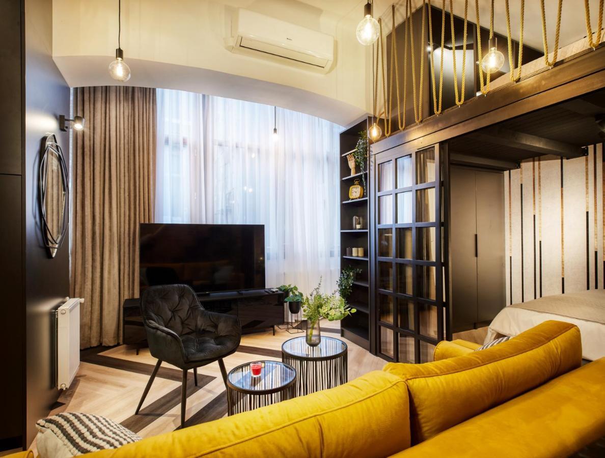 Joseph Studio Apartment By Irundo Zagreb Exterior foto